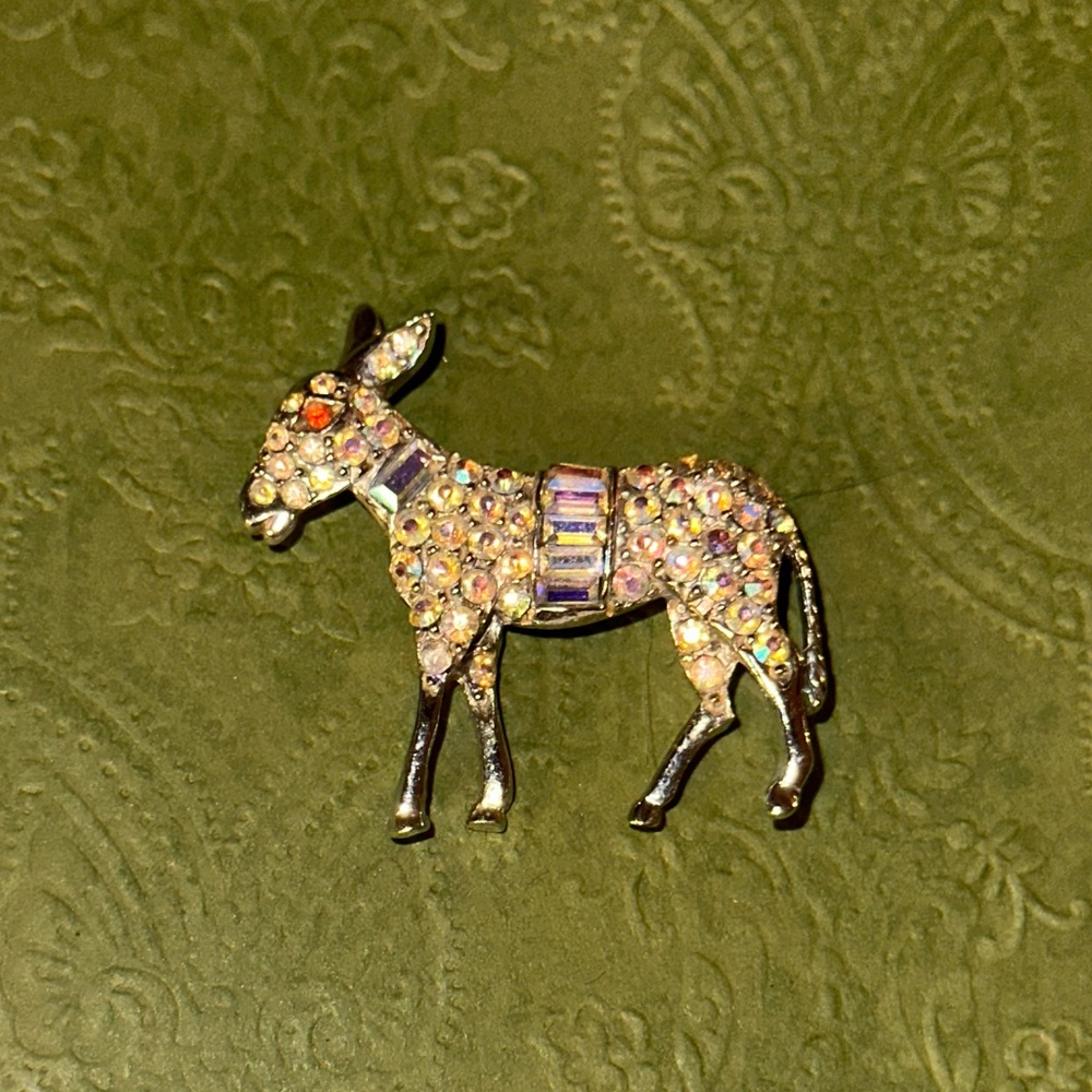 Ab Crystal Vintage Donkey Brooch - Picture 2 of 11